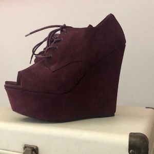 Steve Madden Platform Shoe